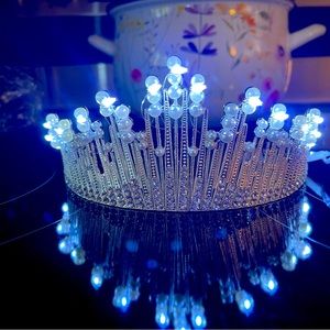 Costume jewelry lighted tiara